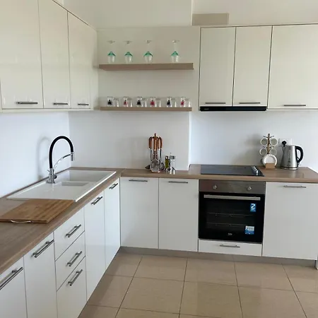 1 Bedroom At The Grand Europa * Velipojë