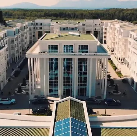 1 Bedroom At The Grand Europa