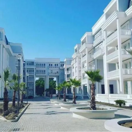 1 Bedroom At The Grand Europa Apartment *