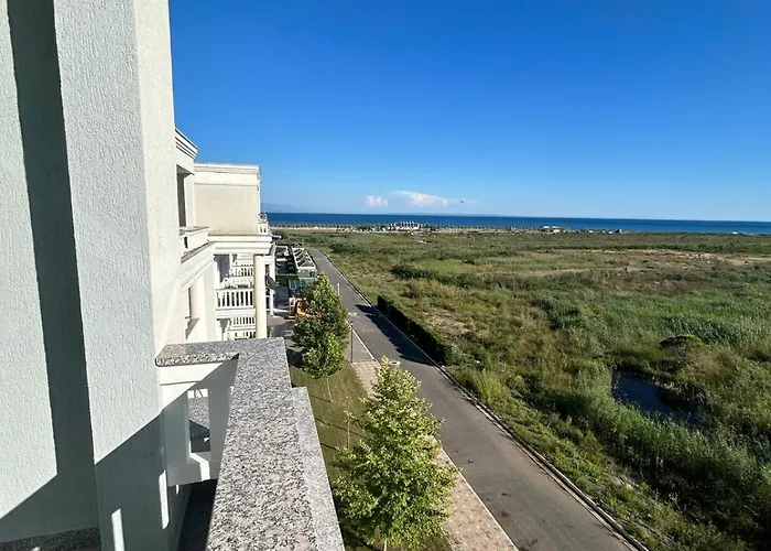 아파트 1 Bedroom At The Grand Europa Velipojë